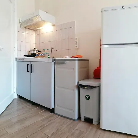 Lia Adults Only -fully Renovated Apartment *